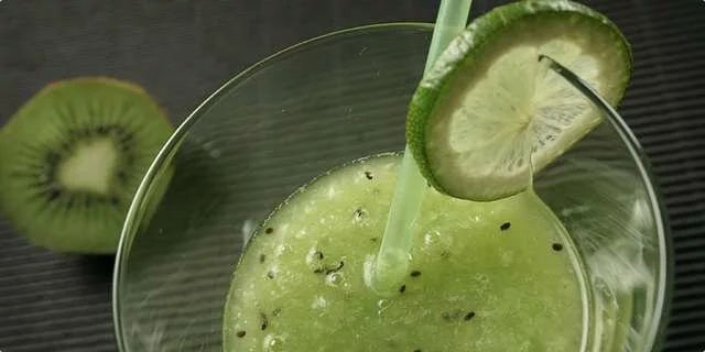 Bebida de kiwi