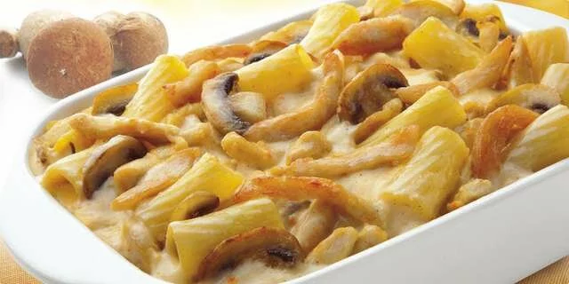 Fant baked pasta with ham, cheese and mushrooms