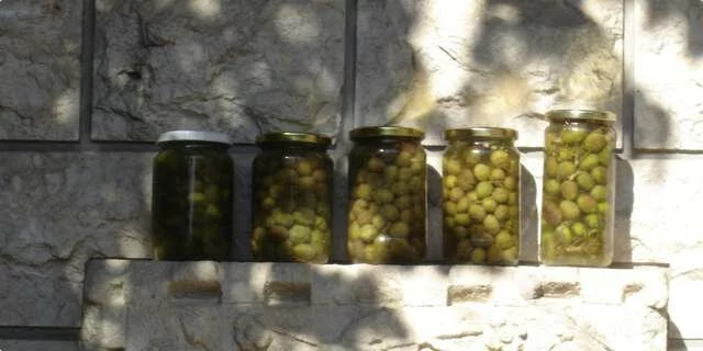 Parish beaten olives