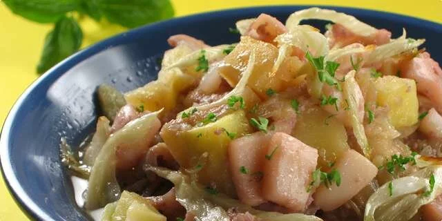 Squid with potatoes