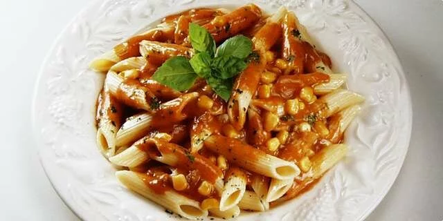Pasta in a spicy sauce