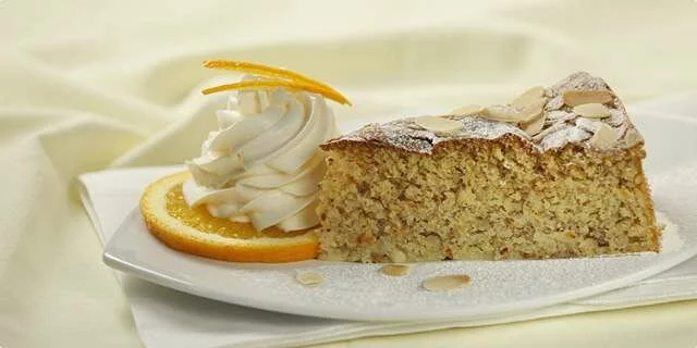 Amande et gâteau orange