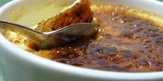 Crème Brulée (Crème catalane) с миндалем