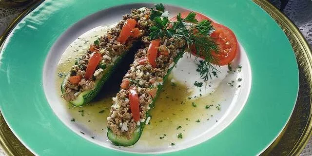 Stuffed zucchini