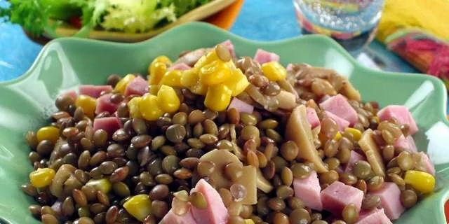 Lentil and ham salad