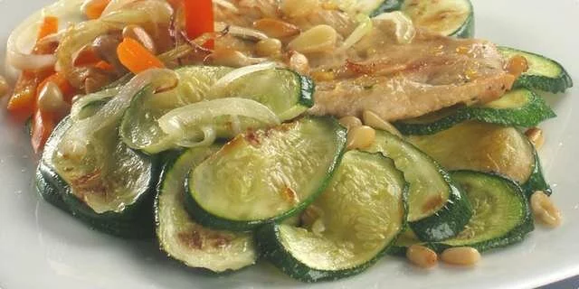 Gebratene Zucchini