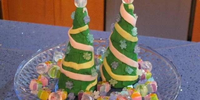 Adornos navideños para pasteles, primera parte - árboles de Navidad