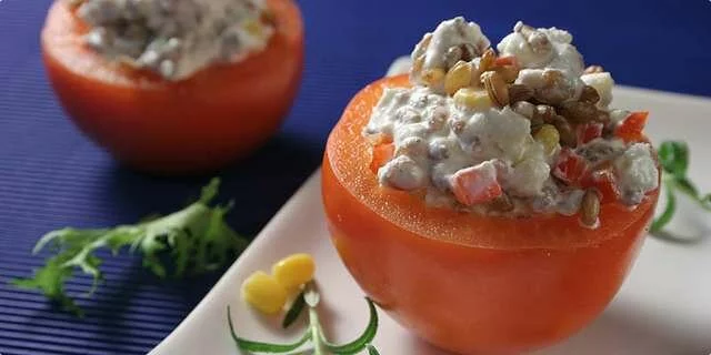 Tomates bourrées