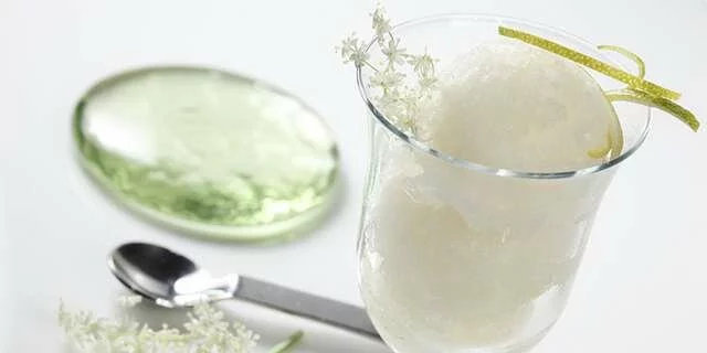 Holunderbeersorbet