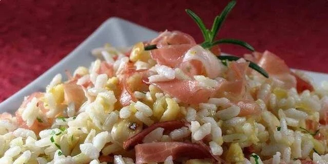 Risotto rápido con prosciutto