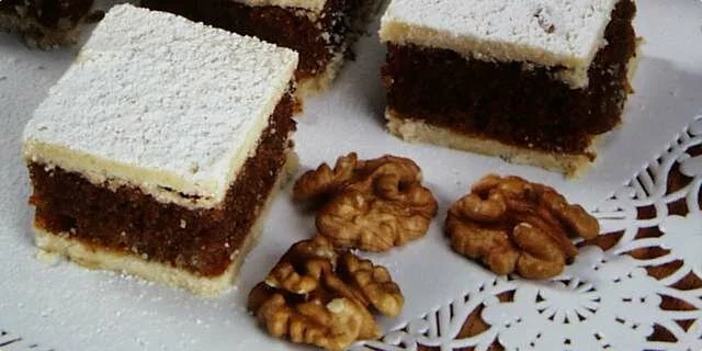 Walnut pie