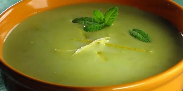 Sopa de arvejas