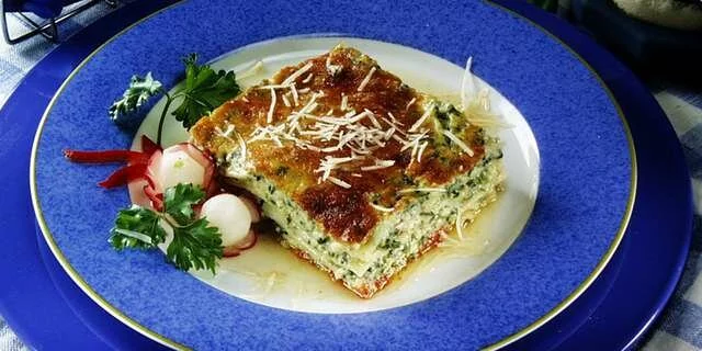 Lasagna with spinach