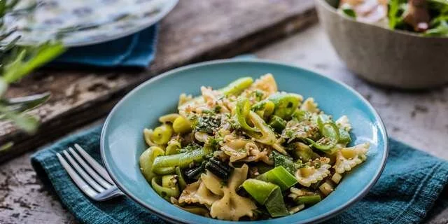 Ensalada templada con puerros