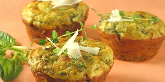 Cheese and spinach muffins