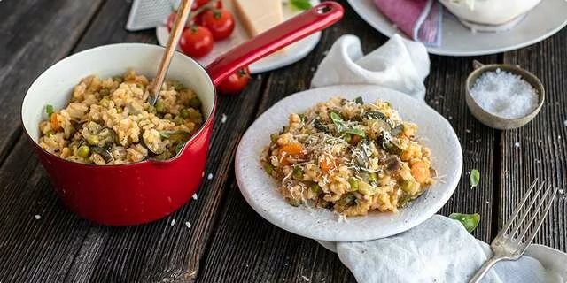 Risoto delicioso com vegetais