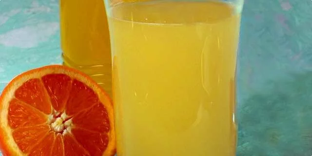 Selbst gemachter orange Sirup