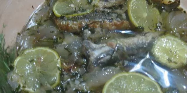 Adobo de anchoas o sardinas