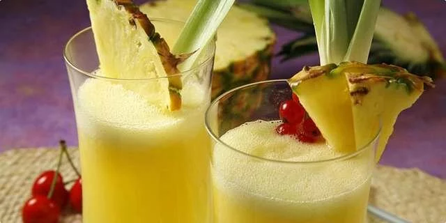 Ananas dans un verre