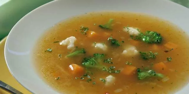 Una suntuosa sopa de primavera