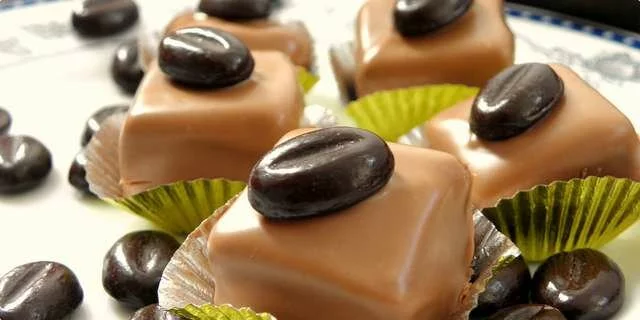 Aromatic pralines