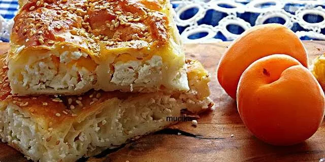 AKŞAM BÖREĞİ / Burek festivo