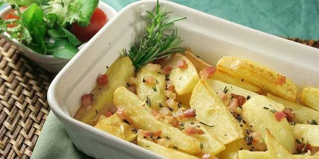 Potatoes with rosemary