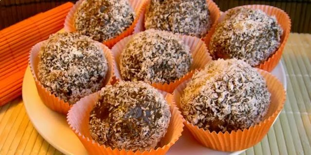 Aga's surprise balls - chocolate