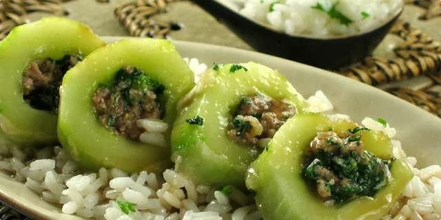 Stuffed cucumbers the Chinese way