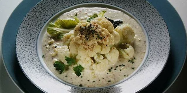 Coliflor con salsa de sésamo