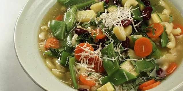 Alla de minestrone genovese